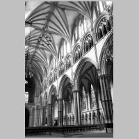 Lincoln Cathedral, photo by Heinz Theuerkauf,5a.jpg